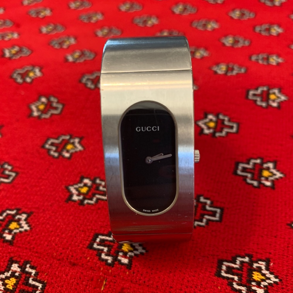 Vintage Gucci Stainless Steel Bangle Watch y2k